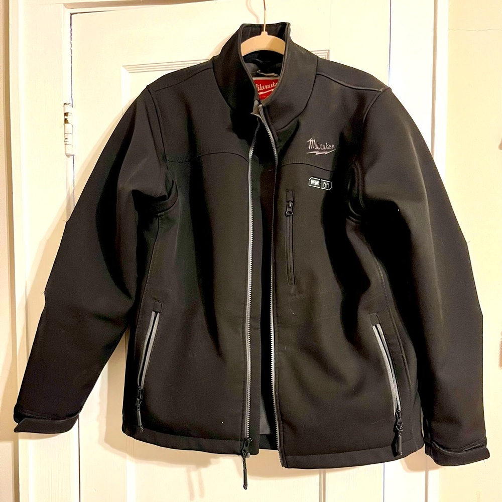 Men’s Milwaukee Heated Jacket with Battry size M
